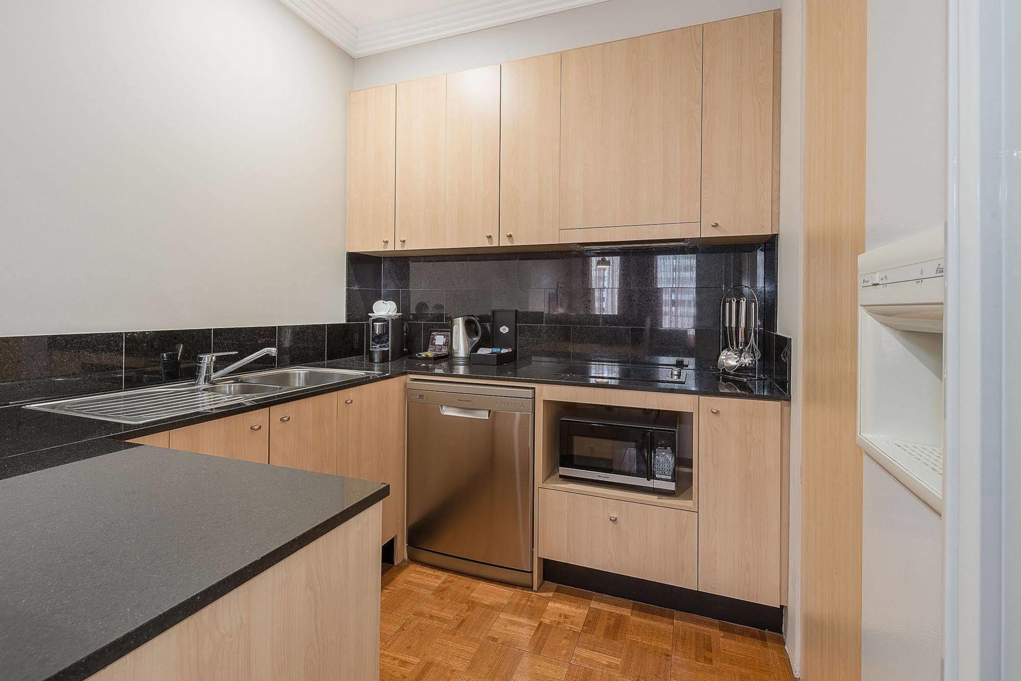 Mantra On Little Bourke Melbourne Aparthotel Ngoại thất bức ảnh